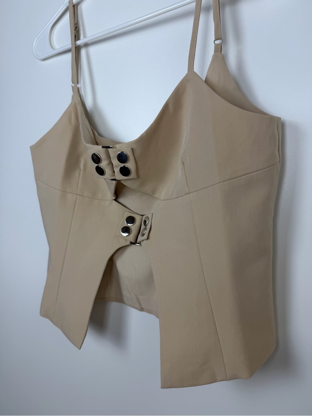 BY.DYLN Ren Top Sand Size Medium - Picture 7 of 11